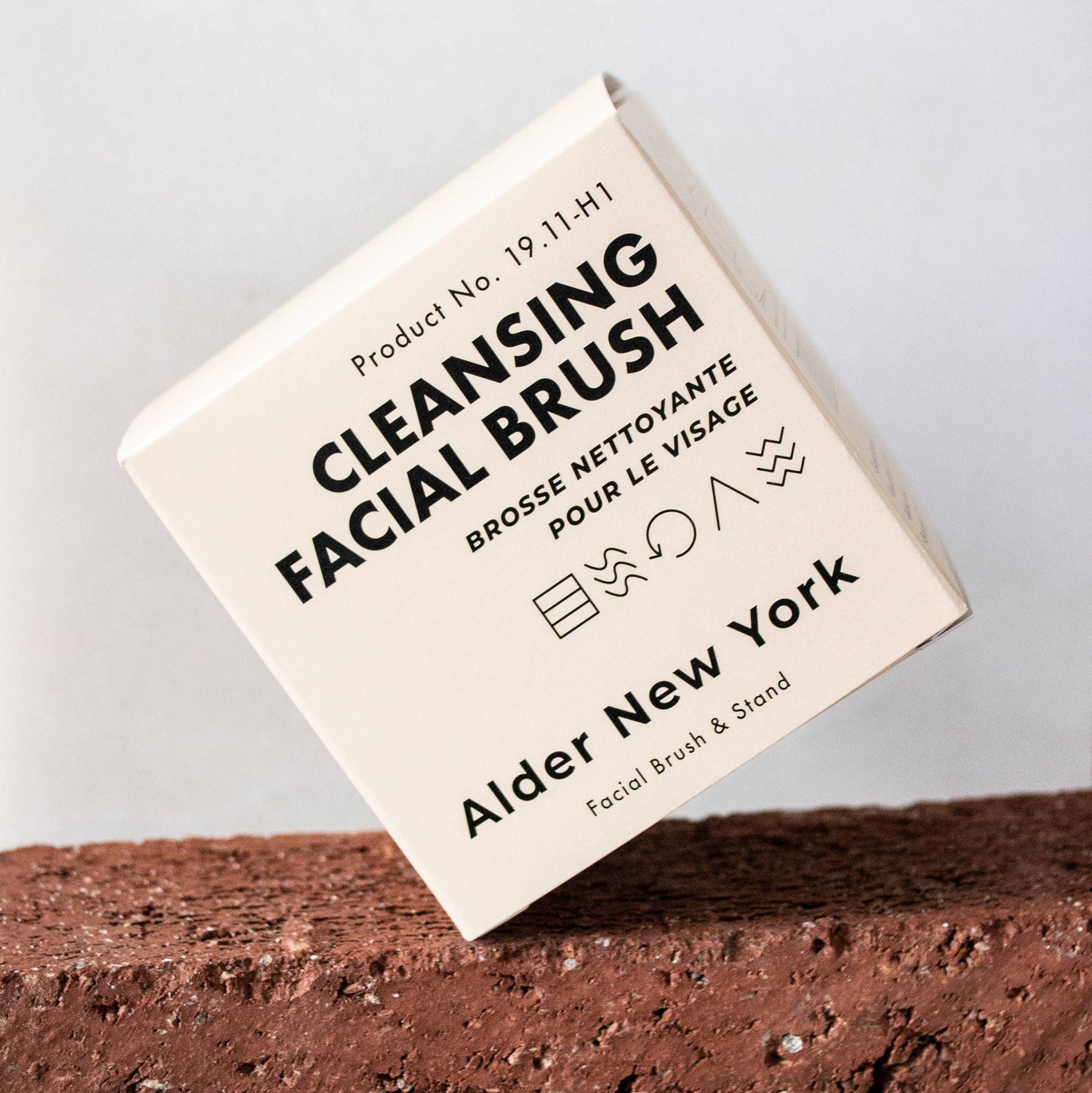 Cleansing Facial Brush